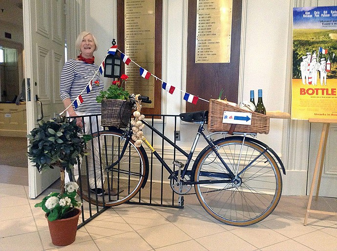 Wine-Tasting-Event-2016-05